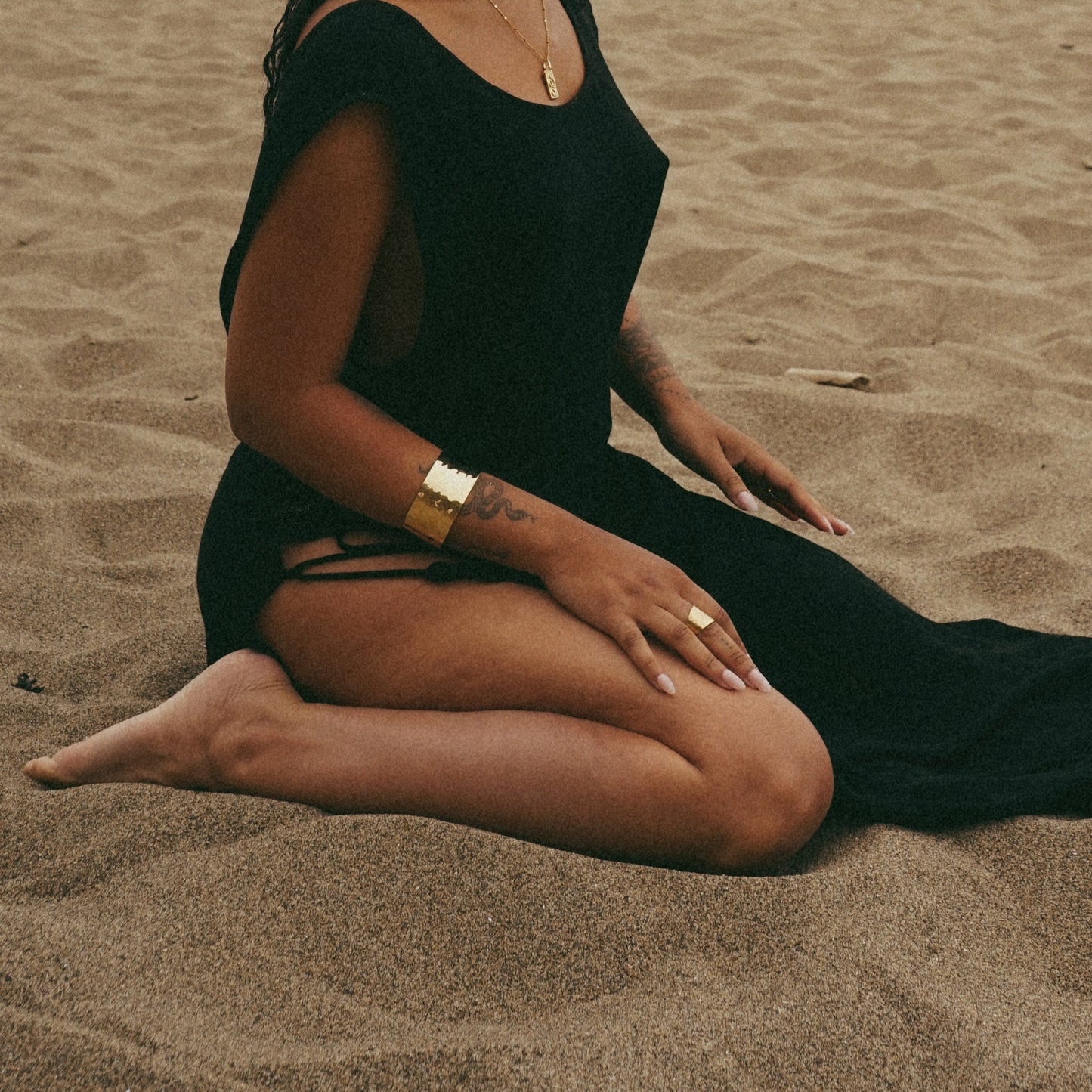 Neema :: Textured Cuff